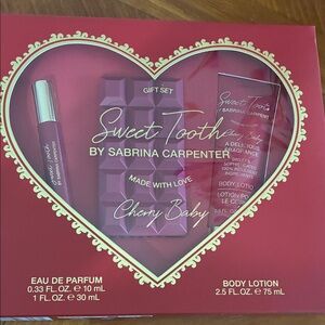 Sabrina Carpenter Cherry Baby Gift Set - Red